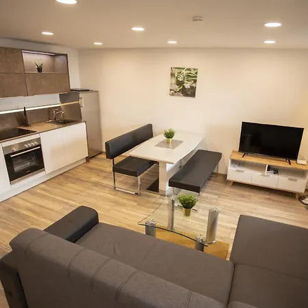 Modern Old Town * Халль в Триоле