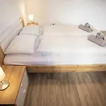 Apartament Modern Old Town Hall in Tirol